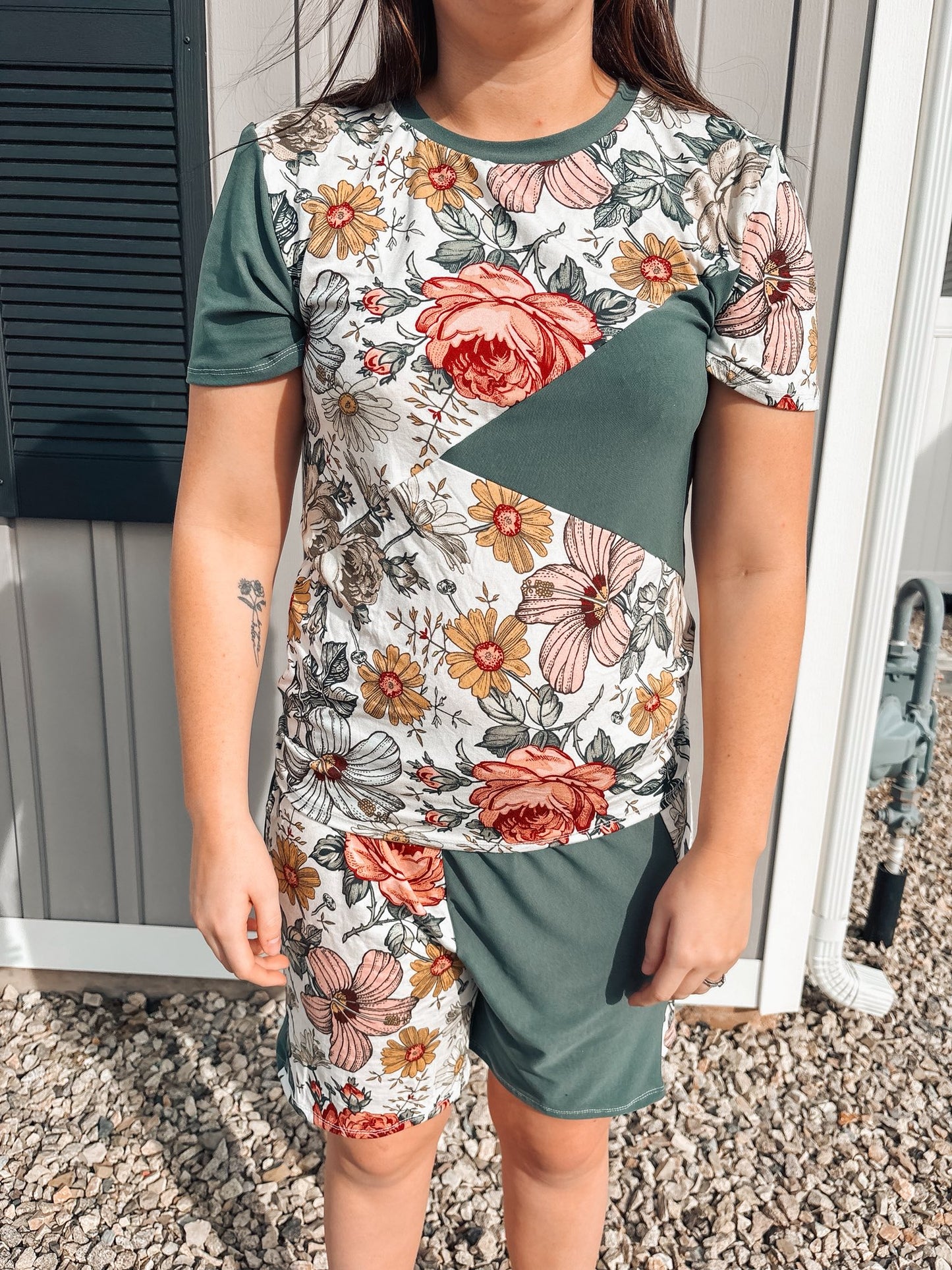 Youth Aiden Color Block Set PDF